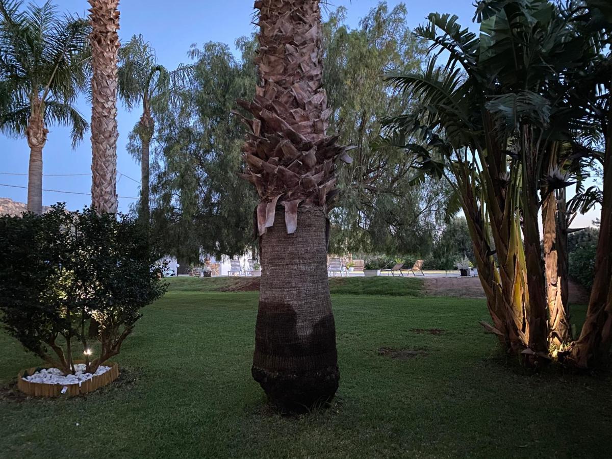 Villa Piruzzu Cv Torre Mulinazzo App P Чинизи Екстериор снимка