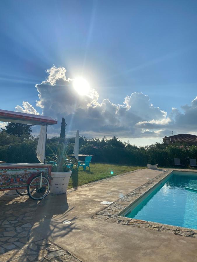 Villa Piruzzu Cv Torre Mulinazzo App P Чинизи Екстериор снимка