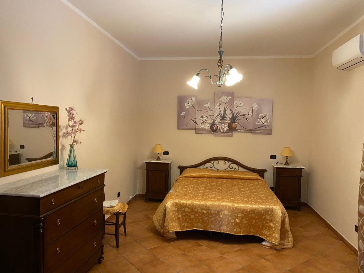 Villa Piruzzu Cv Torre Mulinazzo App P Чинизи Екстериор снимка
